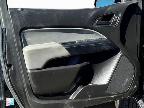 Used 2018 Chevrolet Colorado W/T w/ Custom Special Edition image 15