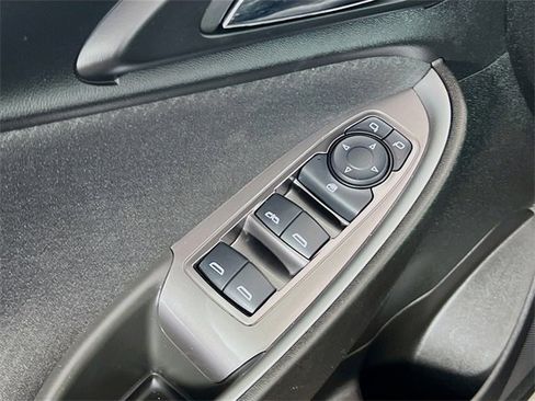 Used 2023 Chevrolet Malibu LT image 16