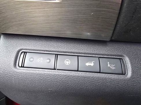 Used 2022 Nissan Pathfinder Platinum image 29