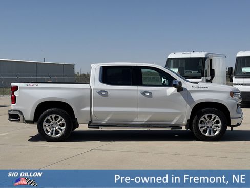 Used 2023 Chevrolet Silverado 1500 LTZ AWD/4WD image 3