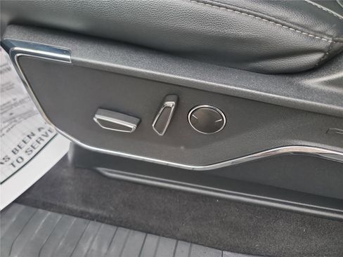 Used 2023 Ford F150 Lariat w/ Equipment Group 502A High image 22