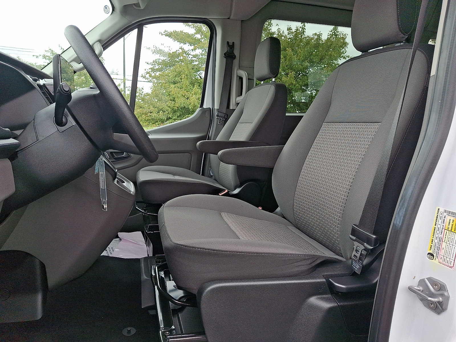 Used 2025 Ford Transit 350 XLT RWD image 12