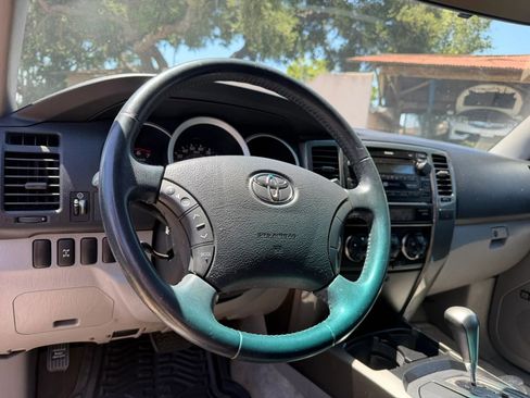 Used 2006 Toyota 4Runner Sport AWD/4WD image 11