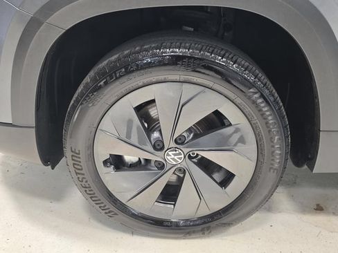 Used 2025 Volkswagen Taos S FWD image 7