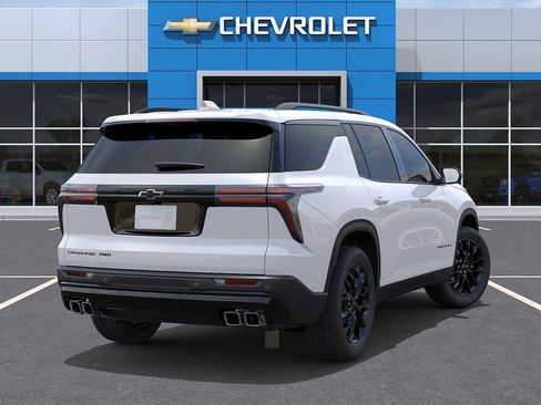 Used 2026 Chevrolet Traverse LT w/ Midnight/Sport Edition AWD/4WD image 4