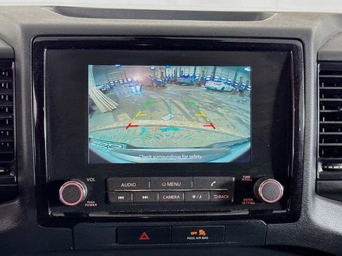 Used 2022 Nissan Frontier S image 11