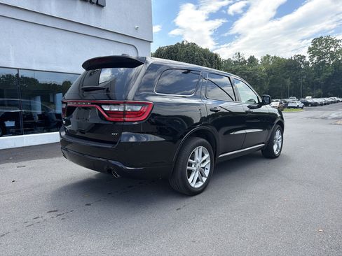 Used 2025 Dodge Durango GT AWD/4WD image 3