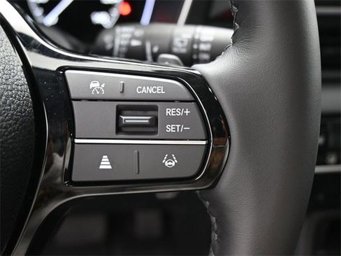 New 2025 Honda Pilot Touring image 28