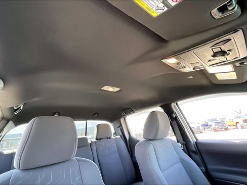 Used 2019 Toyota Tacoma TRD Off-Road image 13