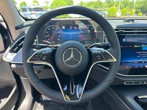 New 2026 Mercedes-Benz E 350 4MATIC Sedan image 26