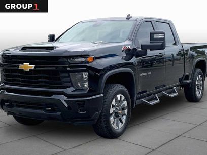 Used 2026 Chevrolet Silverado 2500 Custom w/ Custom Value Package