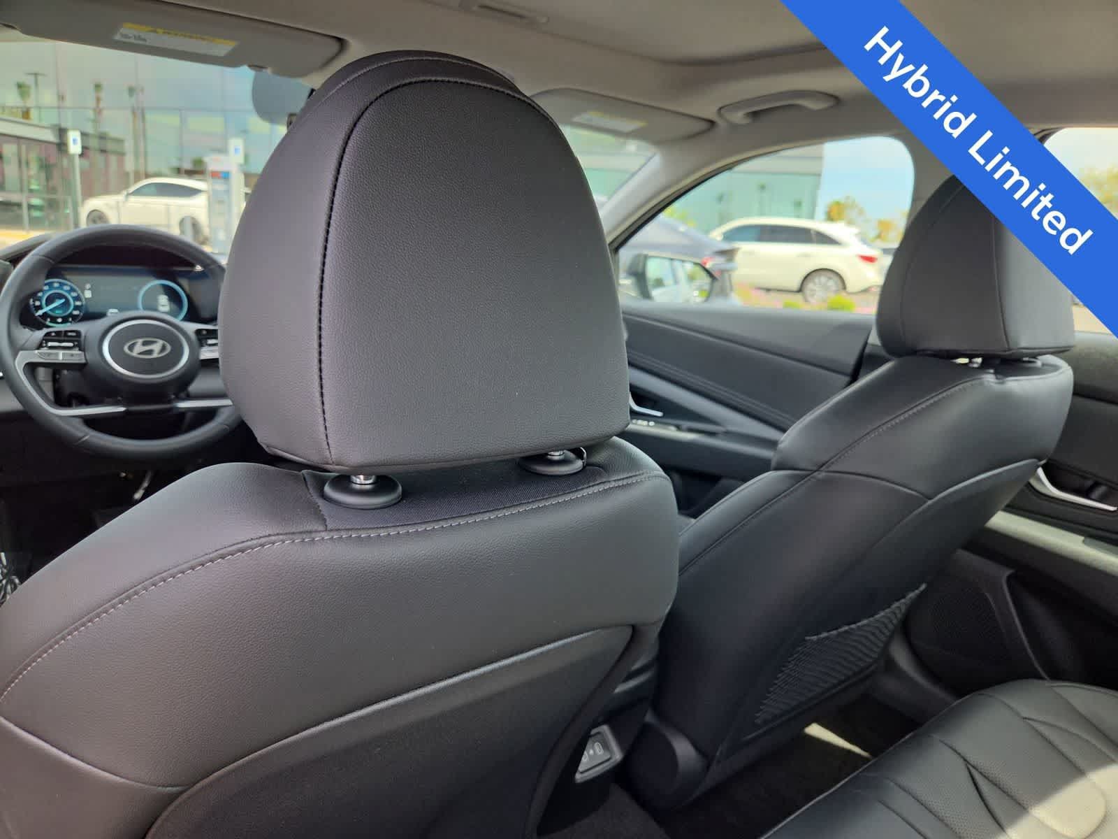 Certified 2026 Hyundai Elantra Limited FWD image 16