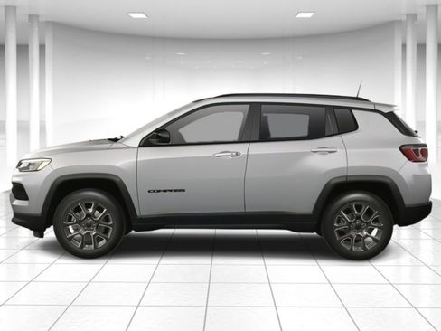 New 2025 Jeep Compass Latitude w/ Convenience Group image 3