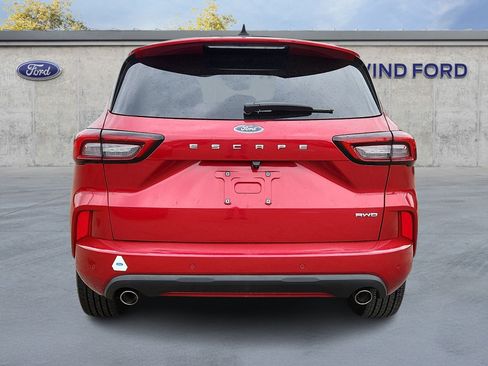 Used 2023 Ford Escape ST-Line Elite w/ Premium Technology Package AWD/4WD image 5
