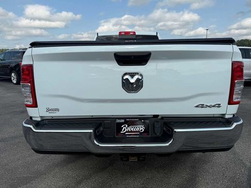 Used 2024 RAM 2500 Tradesman w/ Chrome Appearance Group image 7