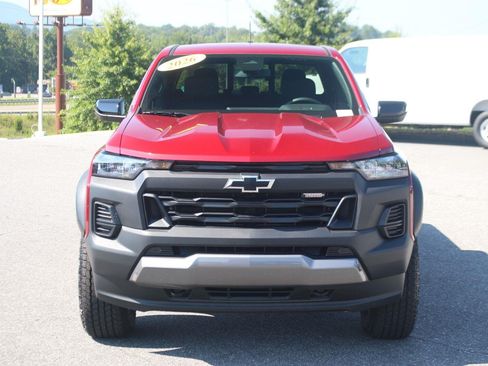Used 2026 Chevrolet Colorado Trail Boss AWD/4WD image 2