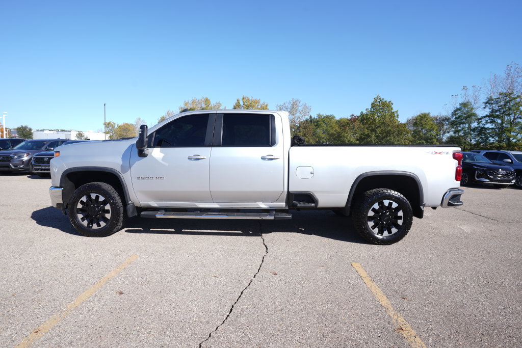 Used 2020 Chevrolet Silverado 3500 LT w/ All Star Edition AWD/4WD image 22
