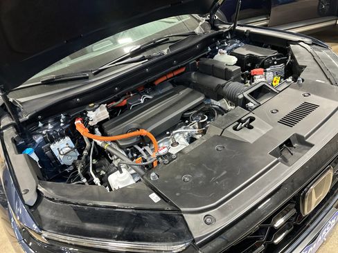 Used 2024 Honda CR-V Sport Touring image 41