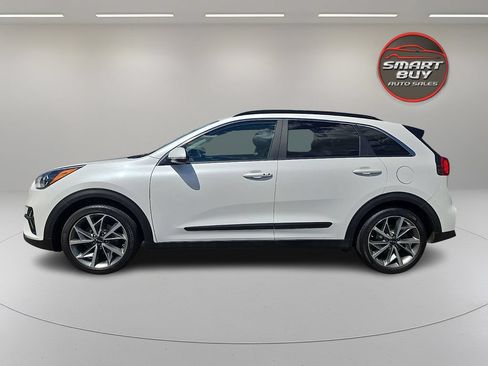 Used 2022 Kia Niro Touring Special Edition FWD image 8
