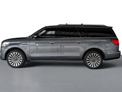 Used 2021 Lincoln Navigator L Reserve w/ Luxury Package AWD/4WD image 9