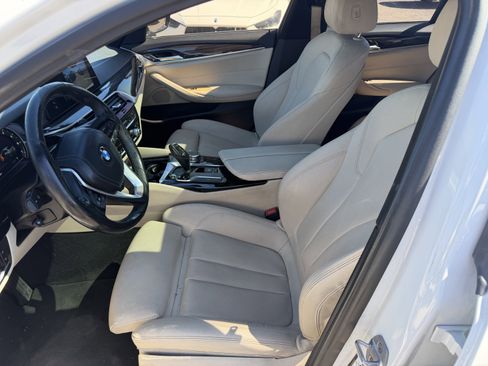Used 2018 BMW 530i image 9