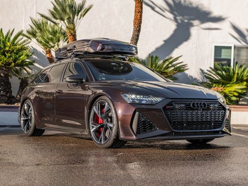 Used 2023 Audi RS 6 w/ Carbon Optic Package image 2