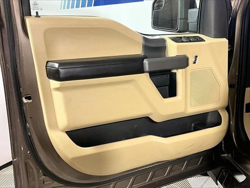 Used 2015 Ford F150 XLT w/ Equipment Group 302A Luxury image 15