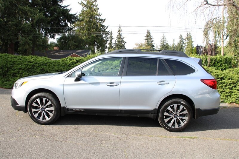 Used 2016 Subaru Outback 3.6R Limited AWD/4WD image 14