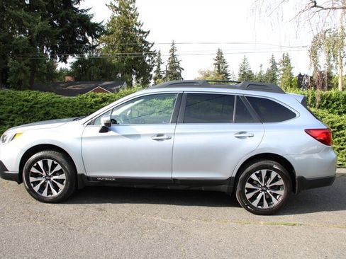 Used 2016 Subaru Outback 3.6R Limited AWD/4WD image 14
