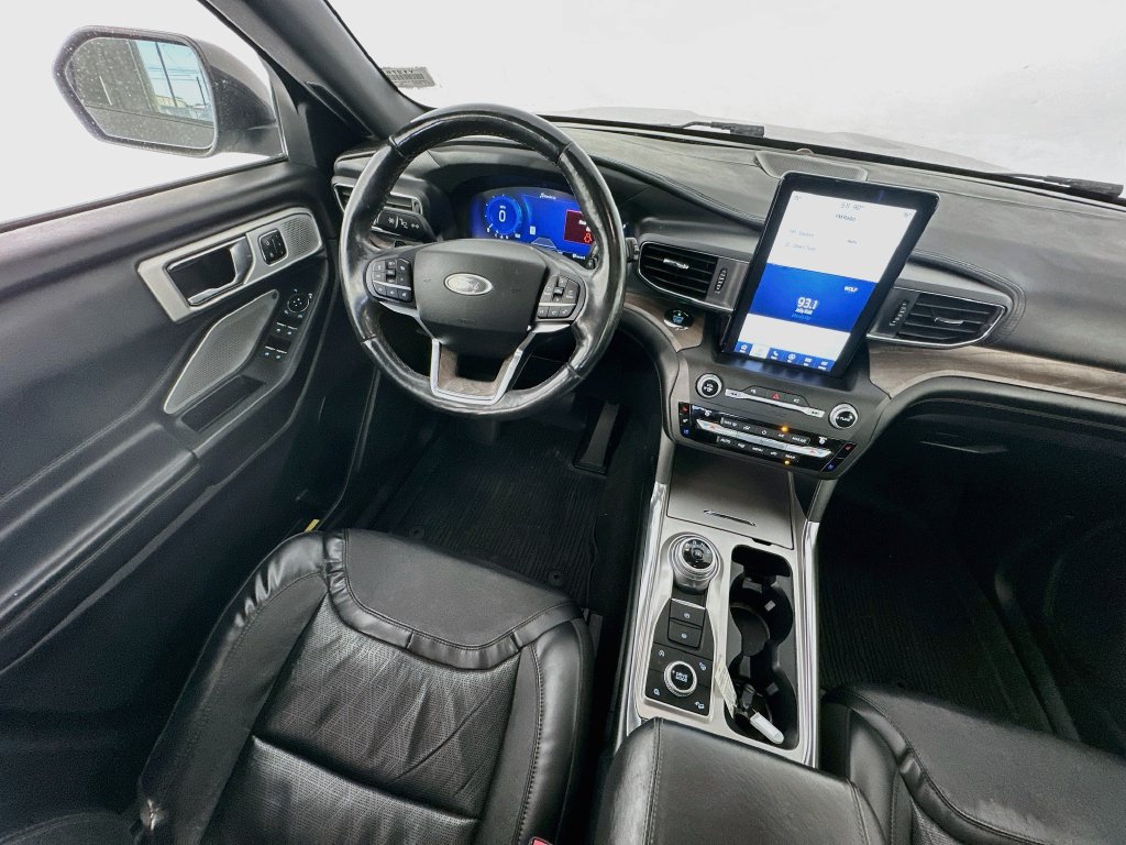 Used 2020 Ford Explorer Platinum w/ Premium Technology Package AWD/4WD image 9