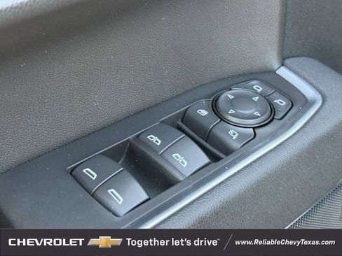 Used 2025 Chevrolet Silverado 1500 LTZ AWD/4WD image 31