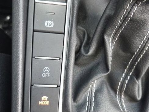 Used 2022 Volkswagen Jetta SEL FWD image 41