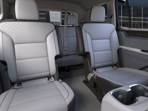 New 2026 GMC Acadia Denali image 18