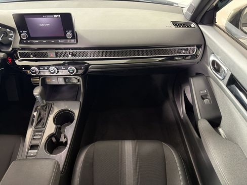 Used 2025 Honda Civic Sport image 28