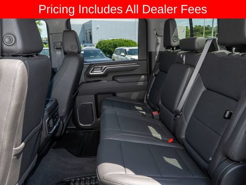 Used 2026 Chevrolet Silverado 2500 LTZ w/ LTZ Convenience Package AWD/4WD image 8