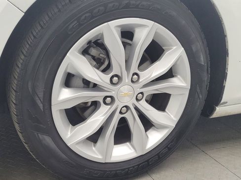 Used 2024 Chevrolet Malibu LT image 31