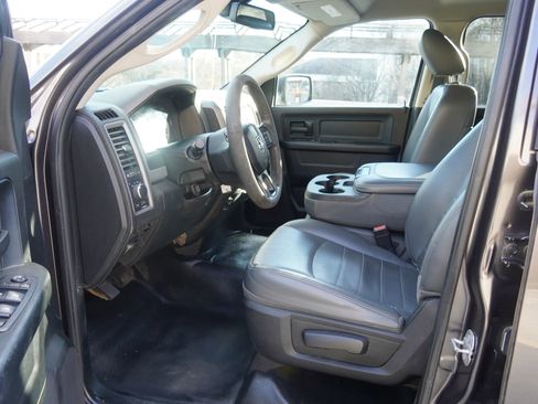 Used 2018 RAM 1500 Tradesman image 5