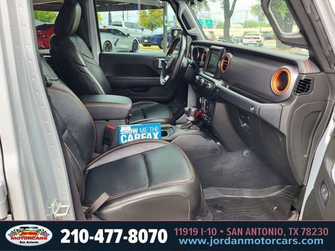 Used 2022 Jeep Gladiator Mojave w/ Cold Weather Group AWD/4WD image 11