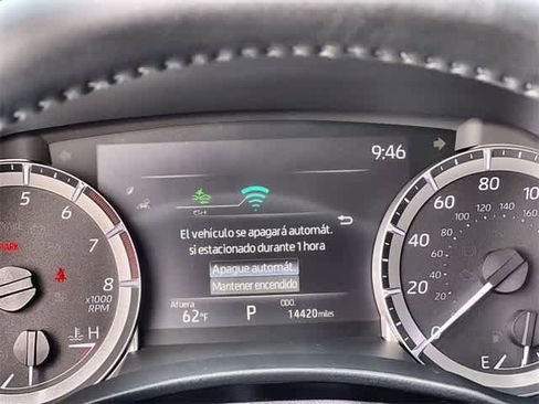 Used 2024 Toyota Highlander XLE image 19