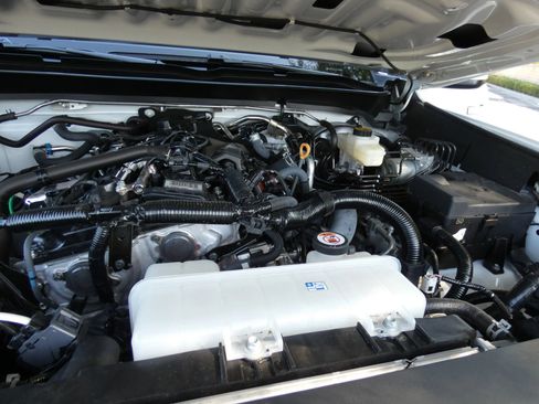 Used 2025 Toyota Tacoma TRD Sport image 84