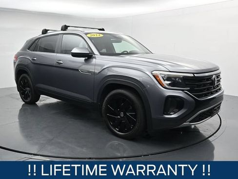 Used 2024 Volkswagen Atlas Cross Sport SE AWD/4WD image 2