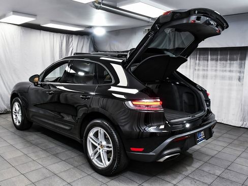 Used 2025 Porsche Macan image 64
