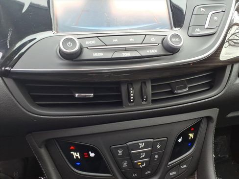 Used 2019 Buick Envision Premium image 12