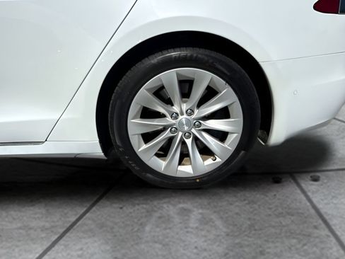 Used 2017 Tesla Model S 75 RWD image 23