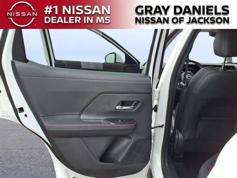 Certified 2025 Nissan Kicks SR AWD/4WD image 11
