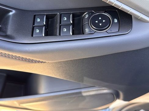 New 2026 Ford Explorer Active RWD image 17