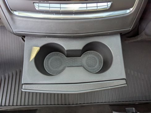 Used 2022 Cadillac Escalade ESV Sport Platinum image 46