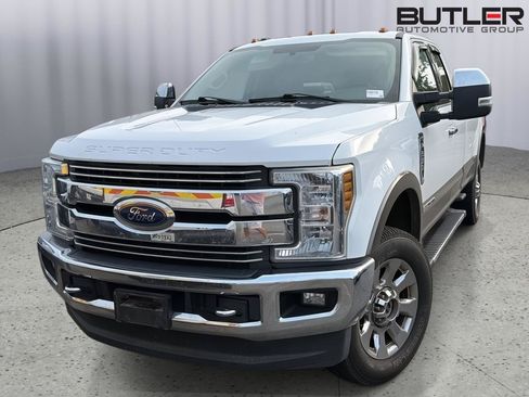 Used 2018 Ford F250 Lariat AWD/4WD image 3