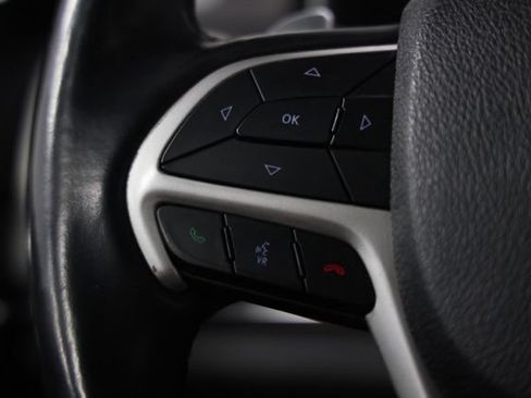 Used 2018 Jeep Grand Cherokee Summit AWD/4WD image 33