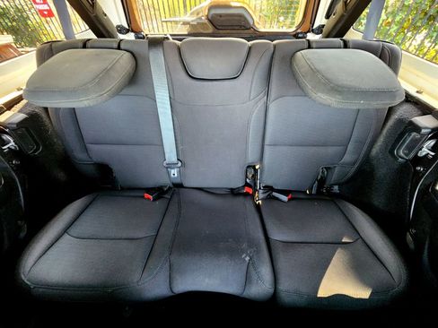 Used 2021 Jeep Wrangler Unlimited Sport image 26